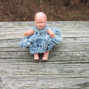 Vintage Tiny Baby Doll < 2 Inch Mini Doll House Figure Mid Century With Dress